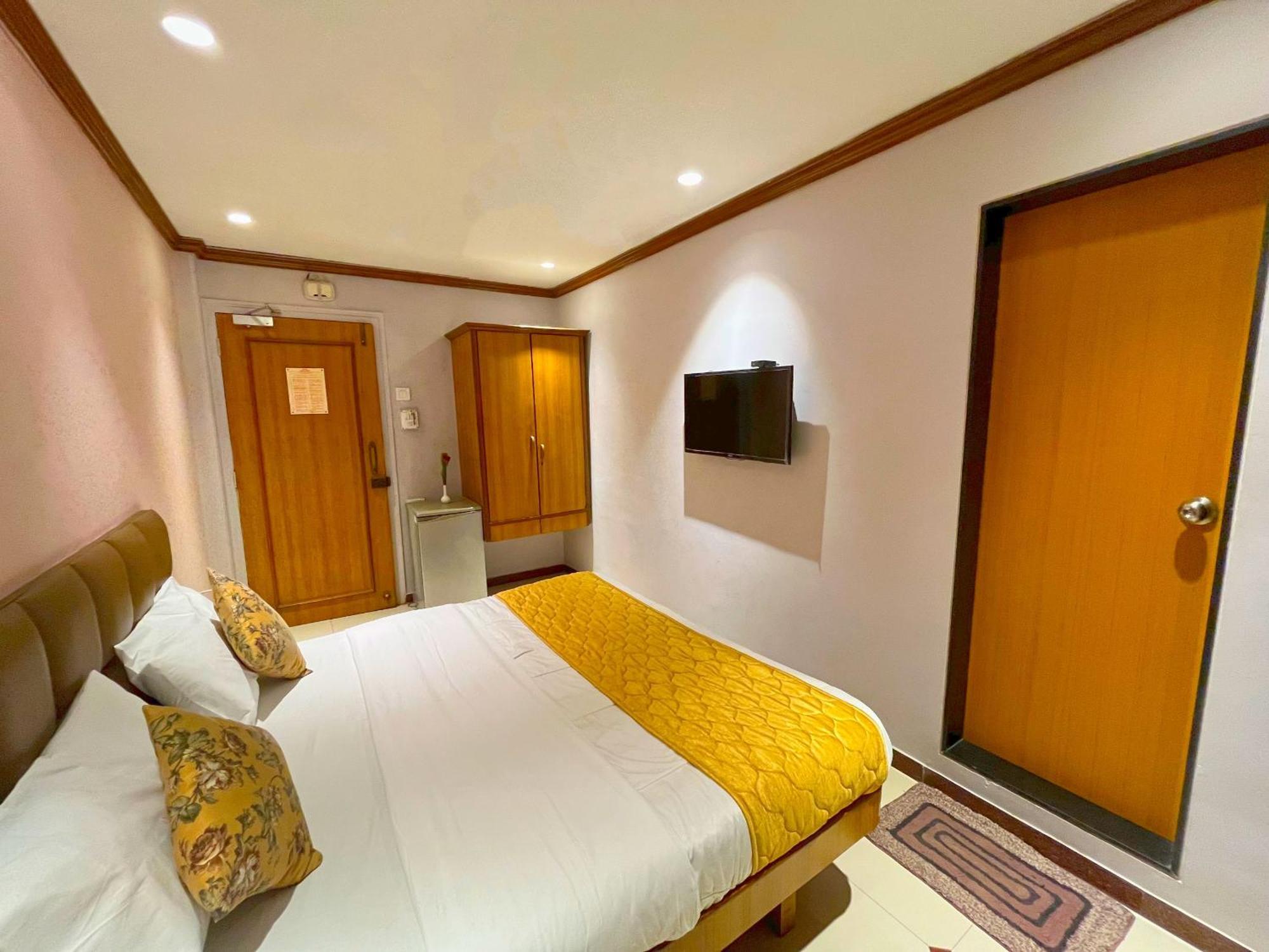 Hotel Parklane Bombay Esterno foto