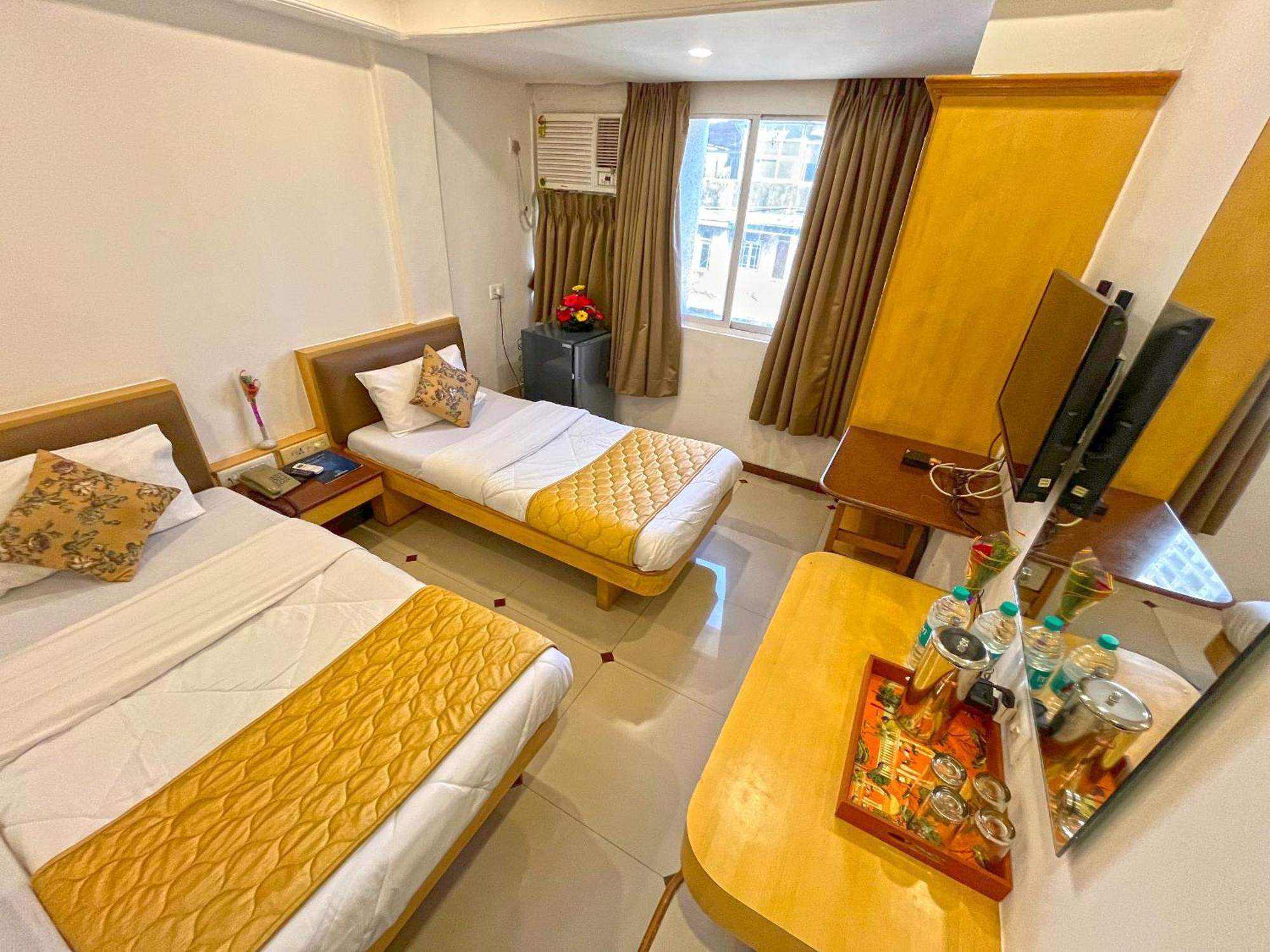 Hotel Parklane Bombay Esterno foto