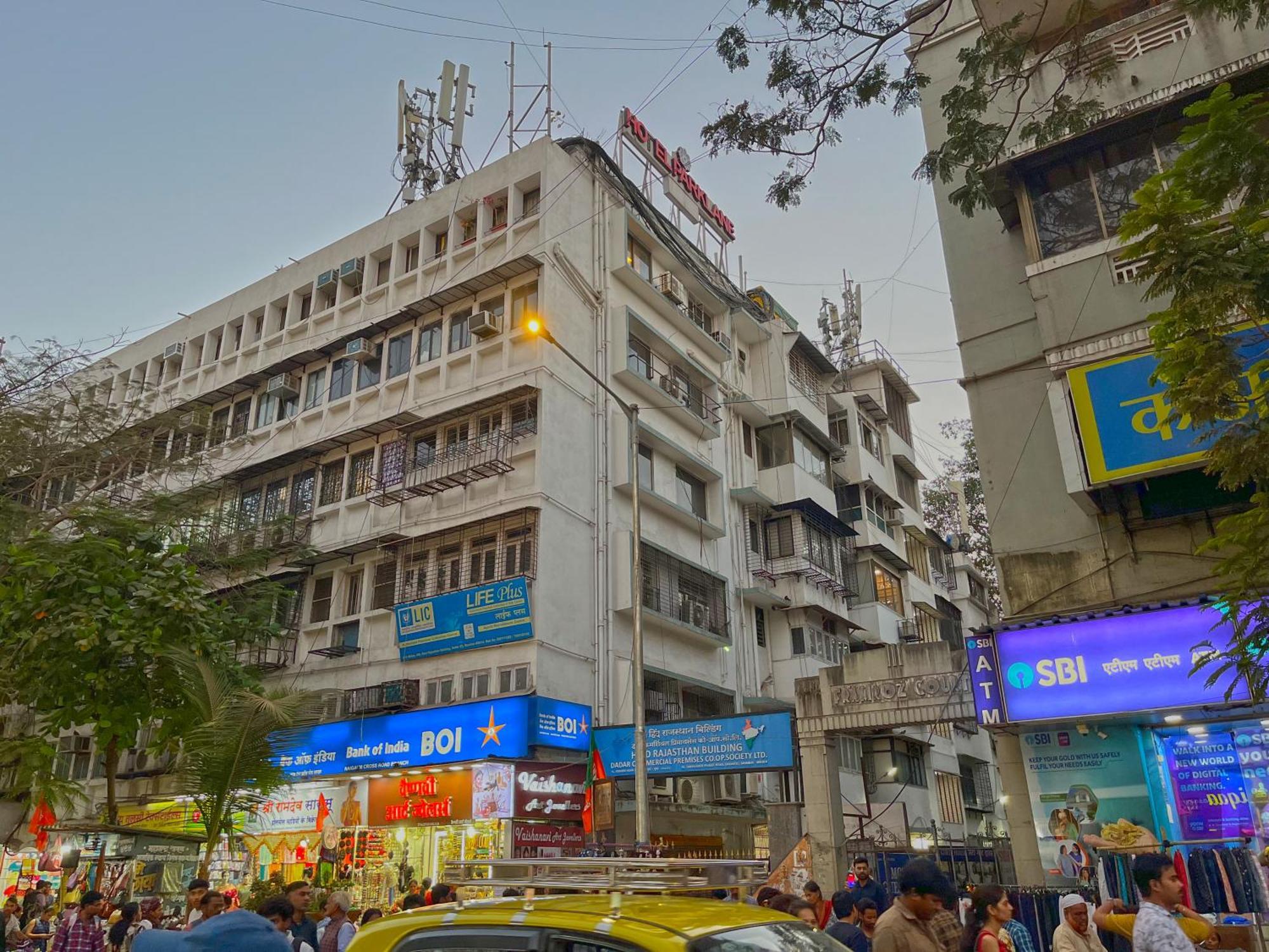 Hotel Parklane Bombay Esterno foto