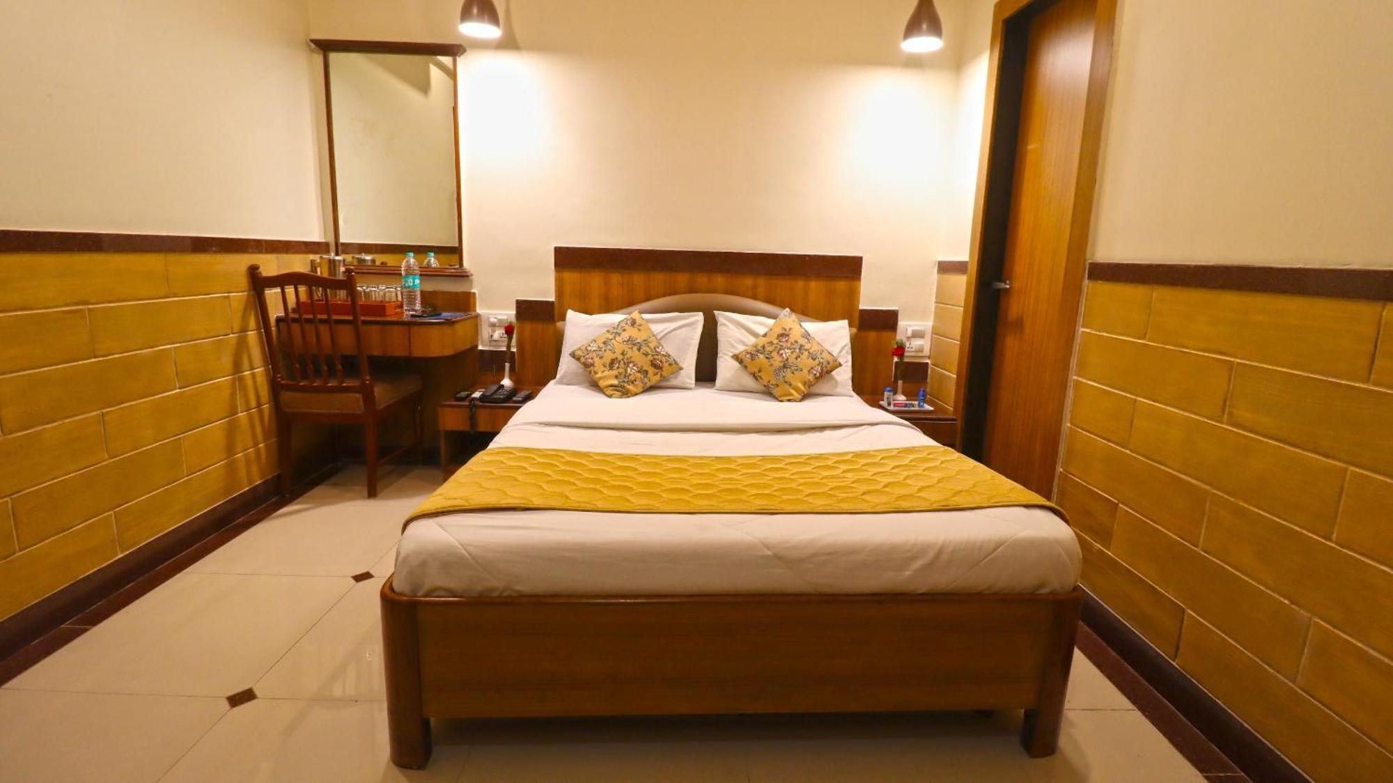 Hotel Parklane Bombay Esterno foto