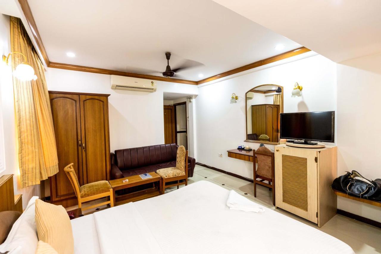 Hotel Parklane Bombay Esterno foto