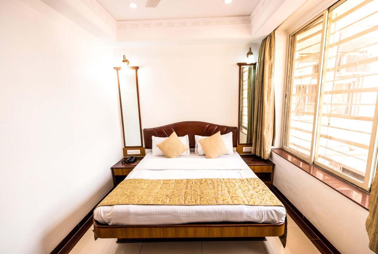 Hotel Parklane Bombay Esterno foto