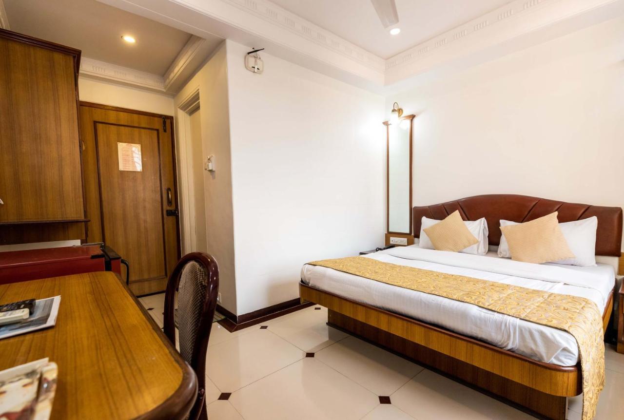 Hotel Parklane Bombay Esterno foto